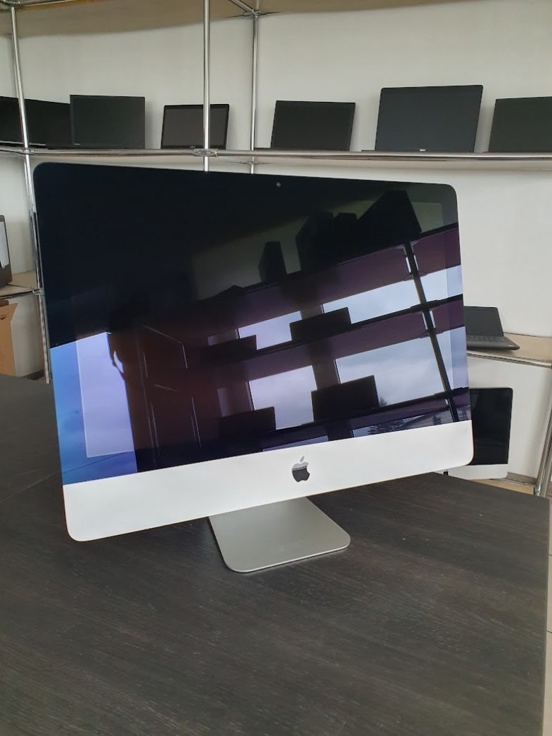 APPLE IMAC A1418 > Apple